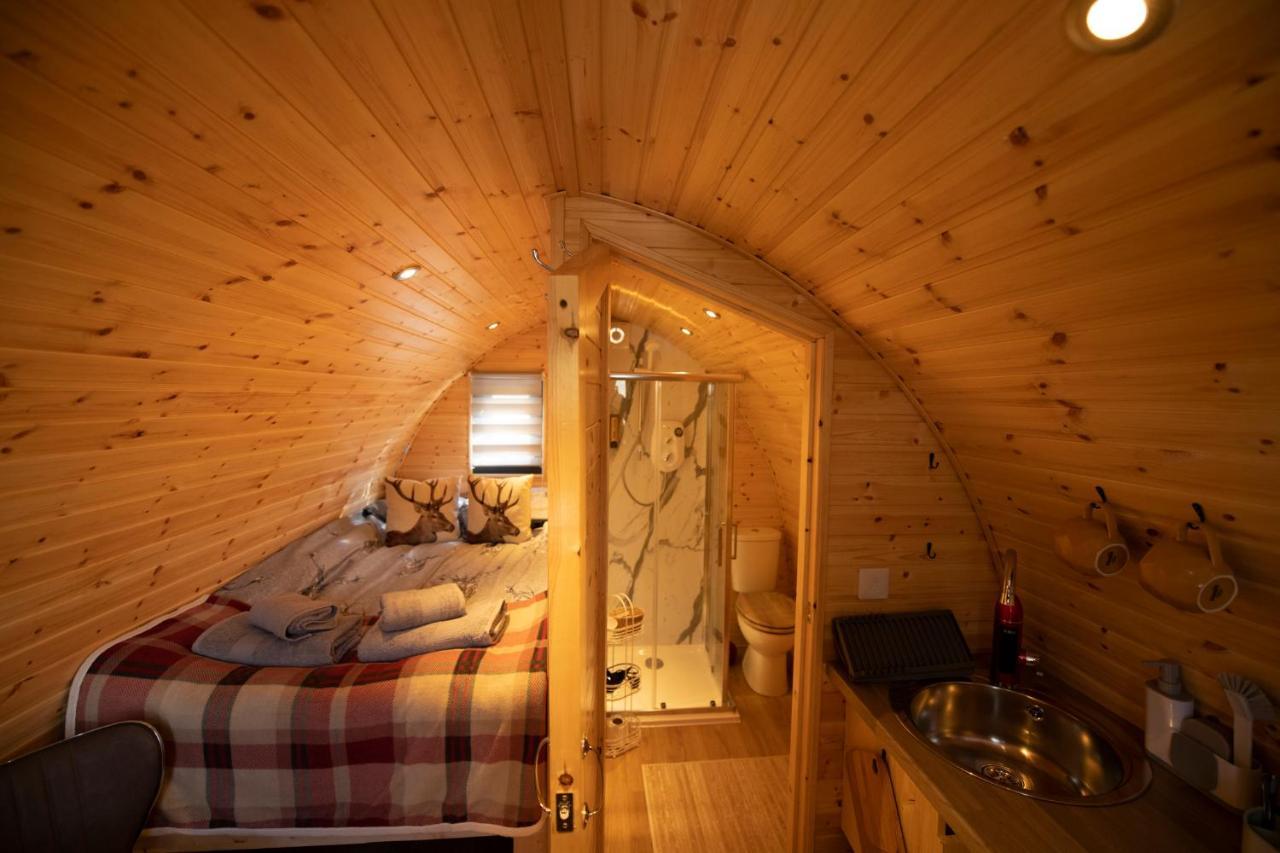 Highland & Transylvania Glamping Pods 로이브리지 외부 사진